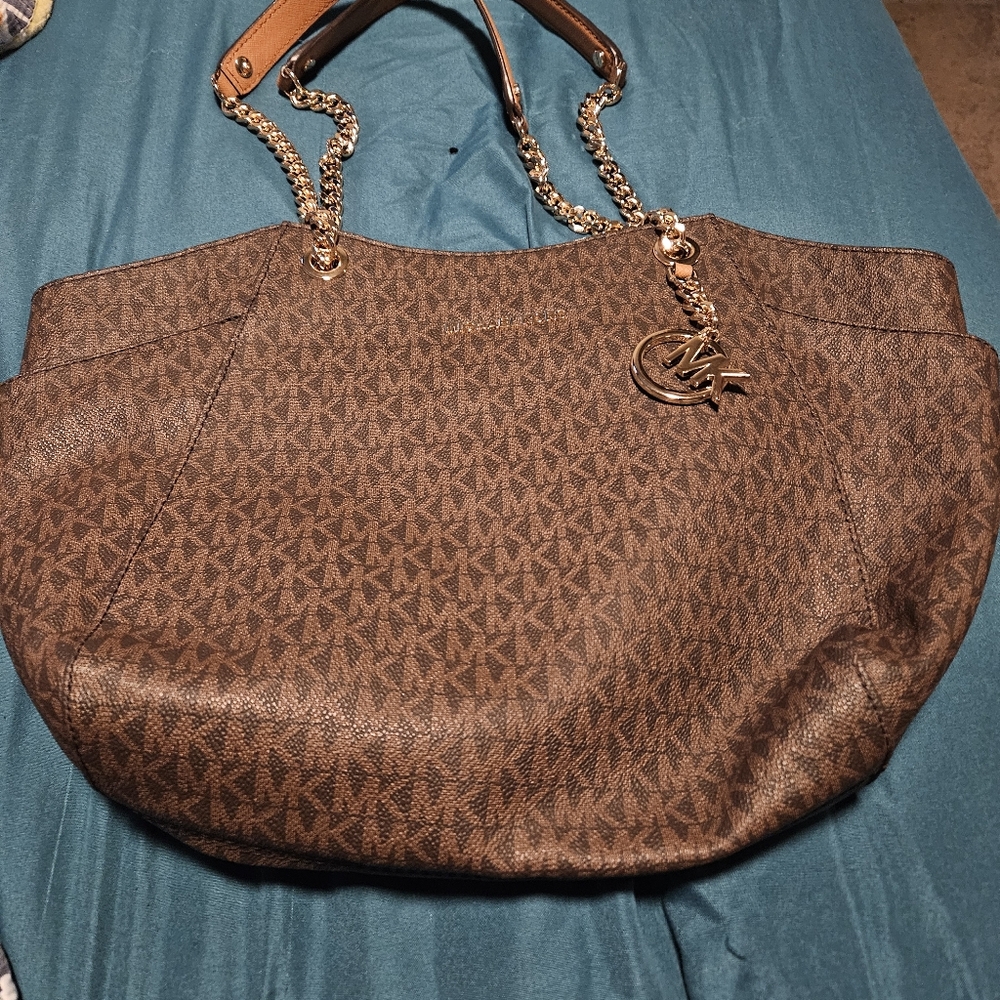 Purse - Picture 2 of 6